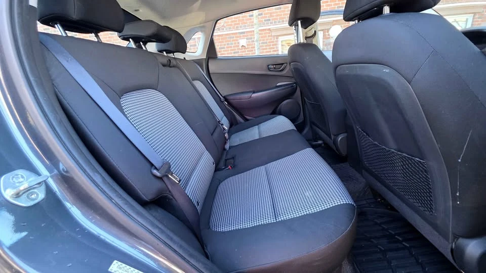2020 Hyundai Kona - Image 9 of 18