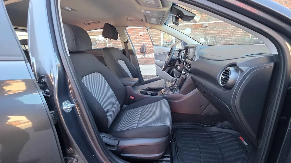 2020 Hyundai Kona - Image 8 of 18