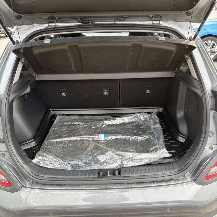 2020 Hyundai Kona - Image 6 of 17