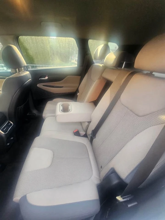2020 Hyundai Santa Fe - Image 12 of 20
