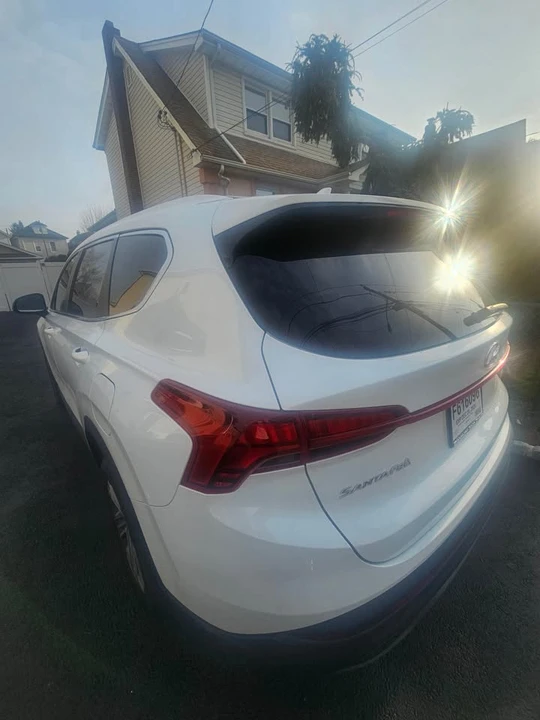 2020 Hyundai Santa Fe - Image 14 of 20