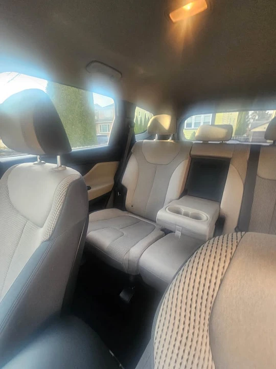 2020 Hyundai Santa Fe - Image 5 of 20