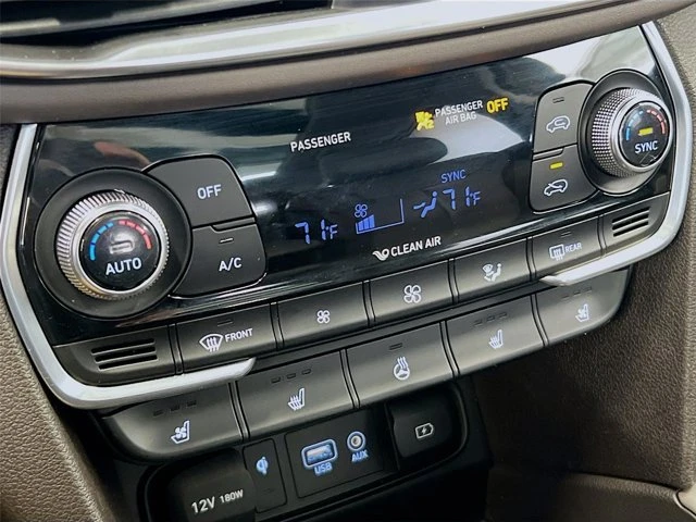 2020 Hyundai Santa Fe - Image 14 of 20
