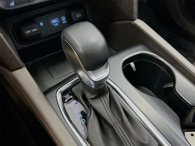 2020 Hyundai Santa Fe - Image 16 of 20