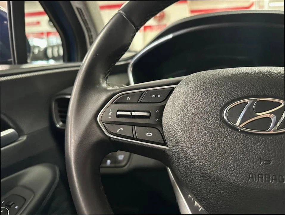 2020 Hyundai Santa Fe - Image 19 of 20