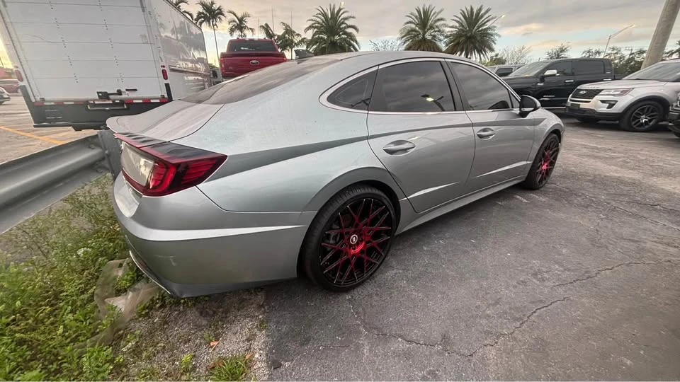 2020 Hyundai Sonata - Image 2 of 8