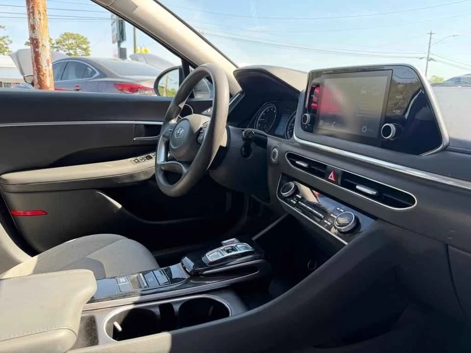 2020 Hyundai Sonata - Image 10 of 13