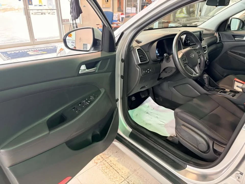 2020 Hyundai Tucson - Image 9 of 10
