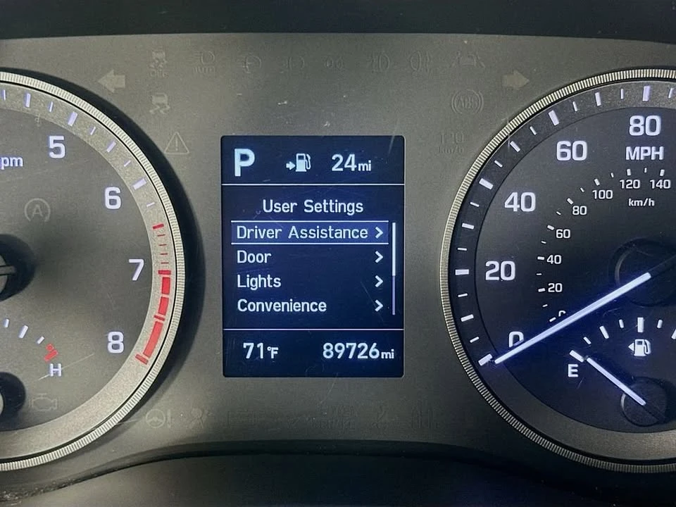 2020 Hyundai Tucson - Image 10 of 16