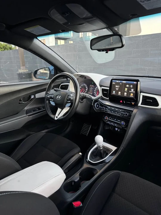 2020 Hyundai Veloster N - Image 6 of 15