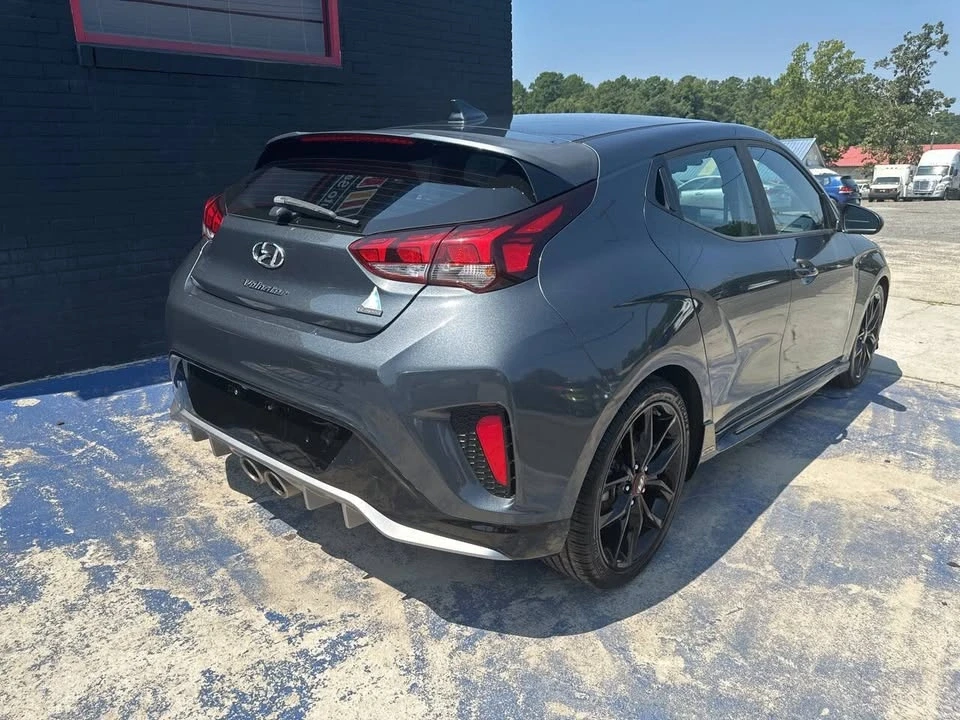 2020 Hyundai Veloster - Image 2 of 16