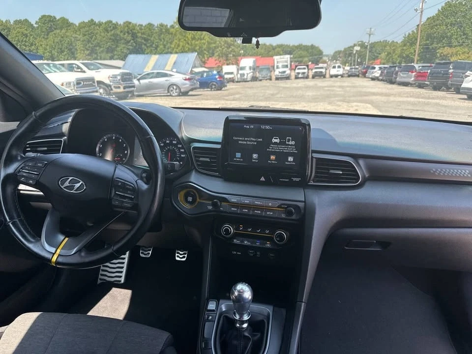 2020 Hyundai Veloster - Image 11 of 16
