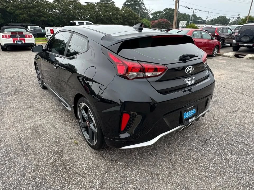 2020 Hyundai Veloster - Image 3 of 20