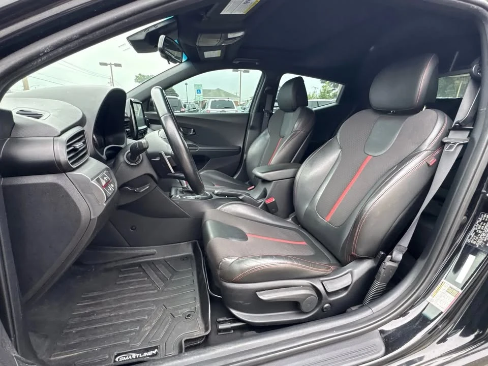2020 Hyundai Veloster - Image 10 of 20