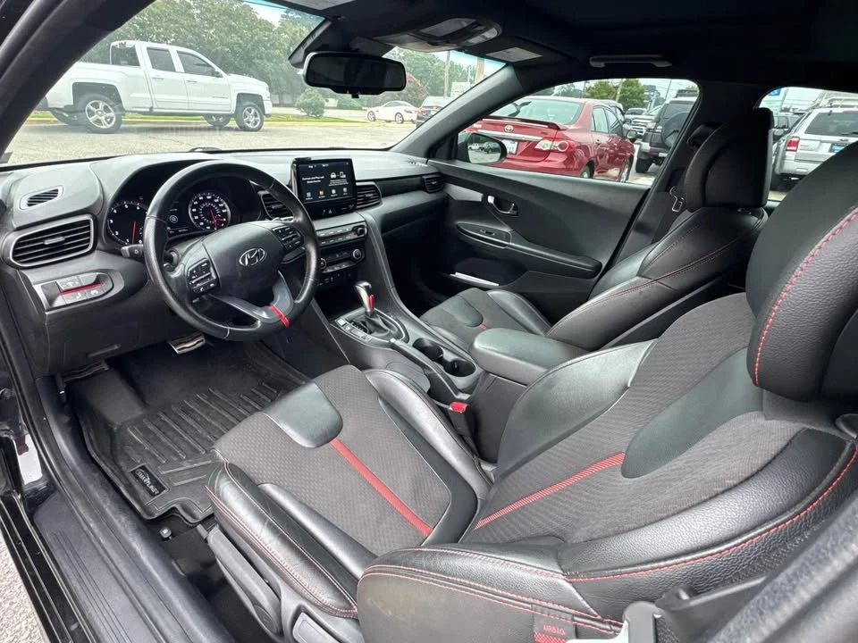 2020 Hyundai Veloster - Image 9 of 20