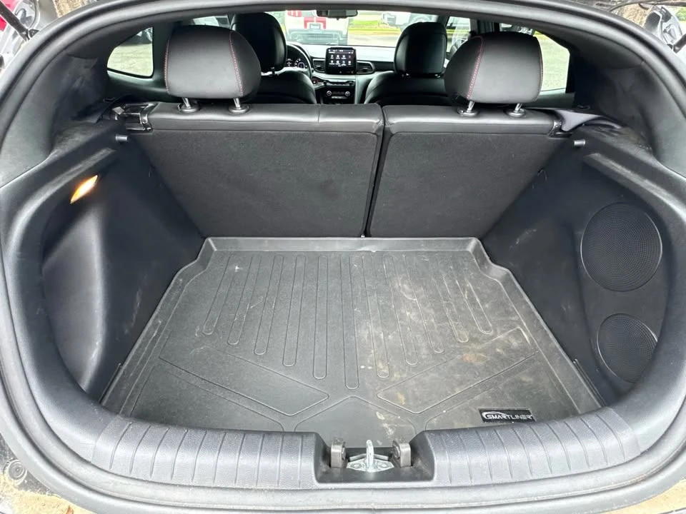 2020 Hyundai Veloster - Image 12 of 20