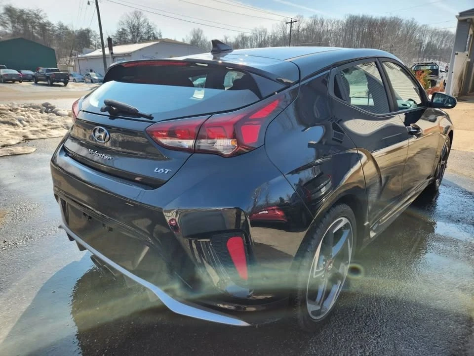 2020 Hyundai Veloster - Image 10 of 17