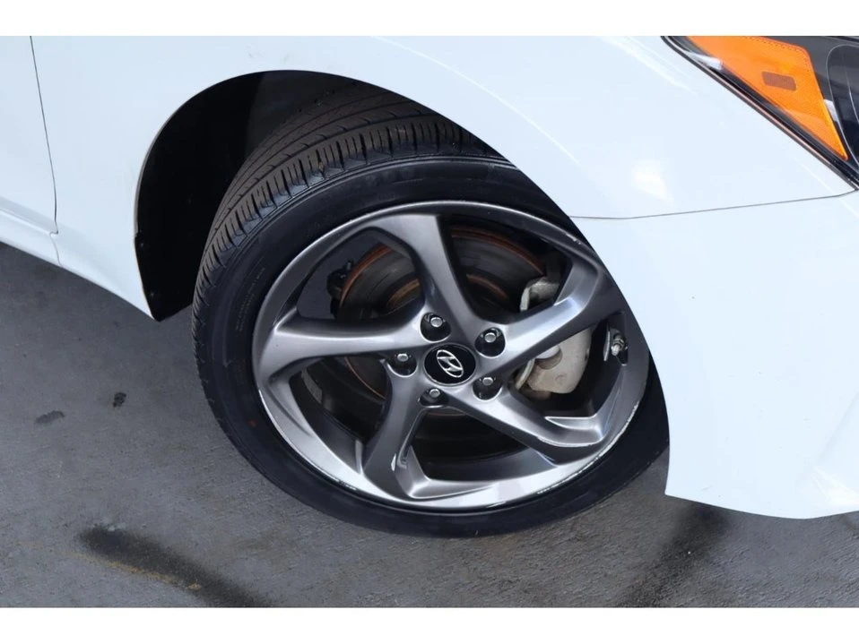 2020 Hyundai Veloster - Image 3 of 20
