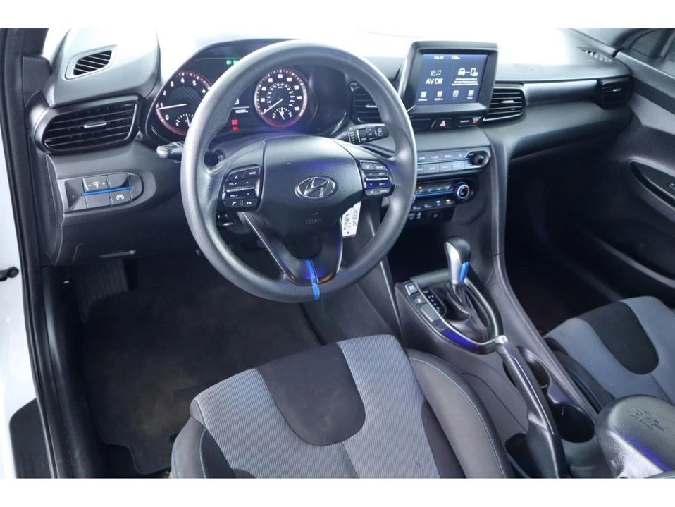 2020 Hyundai Veloster - Image 15 of 20