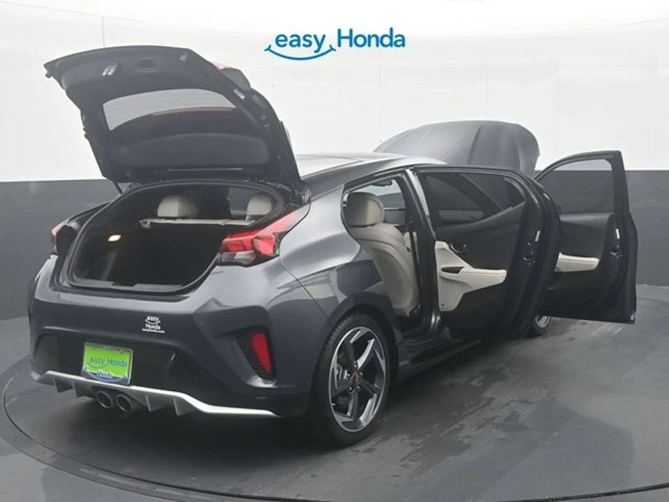 2020 Hyundai Veloster - Image 11 of 19