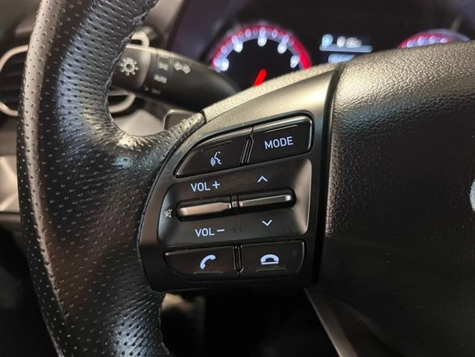 2020 Hyundai Veloster - Image 19 of 20