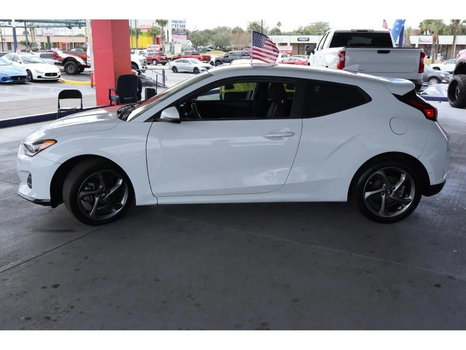 2020 Hyundai Veloster - Image 8 of 20