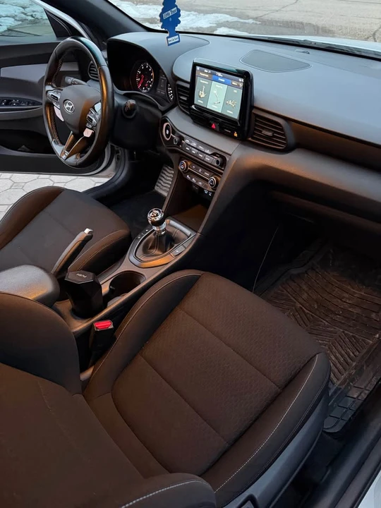 2020 Hyundai Veloster N - Image 13 of 15