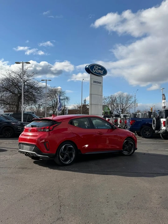 2020 Hyundai Veloster - Image 5 of 10