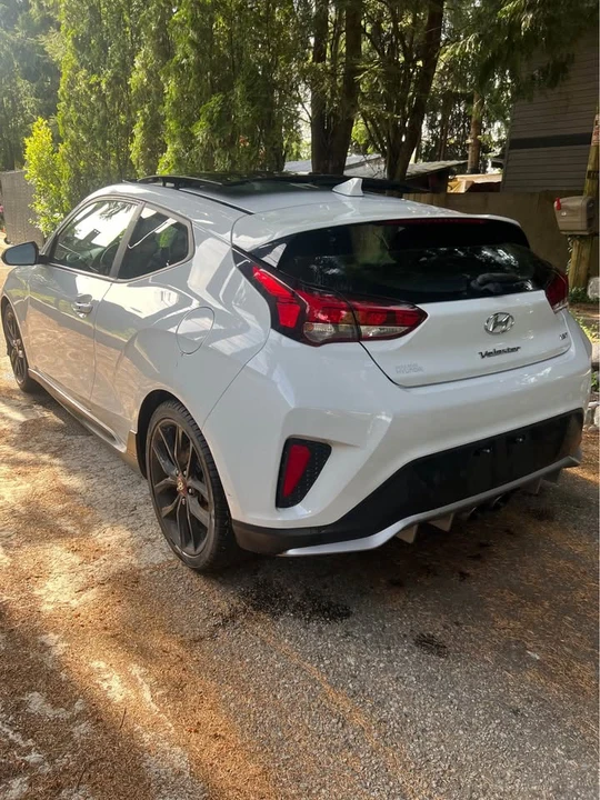 2020 Hyundai Veloster - Image 6 of 15