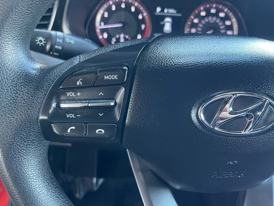 2020 Hyundai Veloster - Image 17 of 19