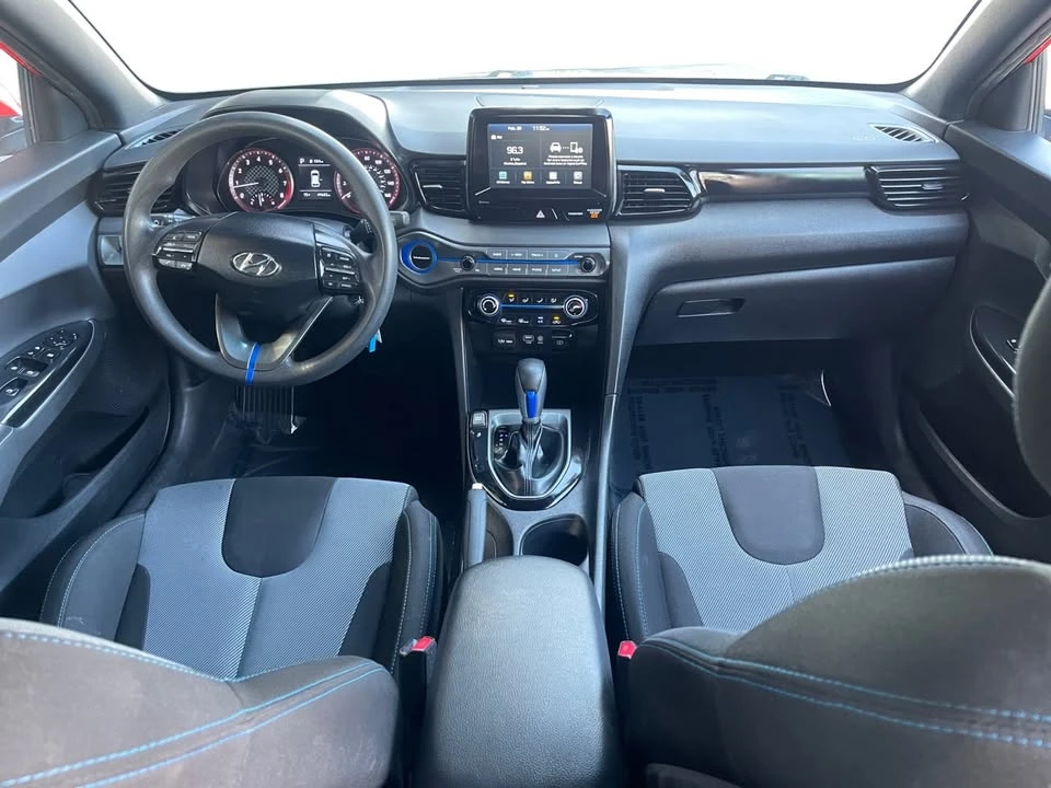 2020 Hyundai Veloster - Image 9 of 19