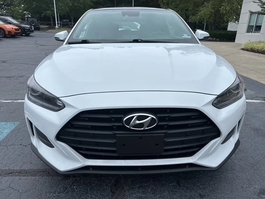2020 Hyundai Veloster - Image 2 of 9