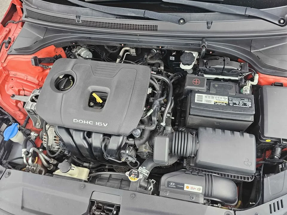 2020 Hyundai Veloster - Image 15 of 16