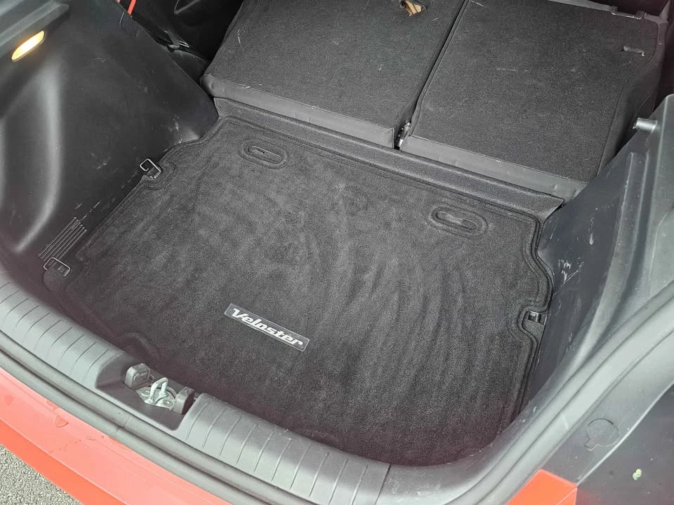 2020 Hyundai Veloster - Image 11 of 16