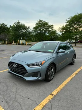 2020 Hyundai Veloster 2.0 Premium