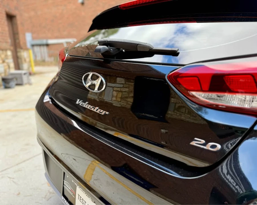 2020 Hyundai Veloster - Image 8 of 19
