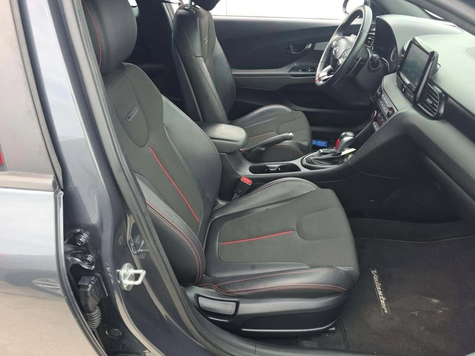 2020 Hyundai Veloster - Image 3 of 8