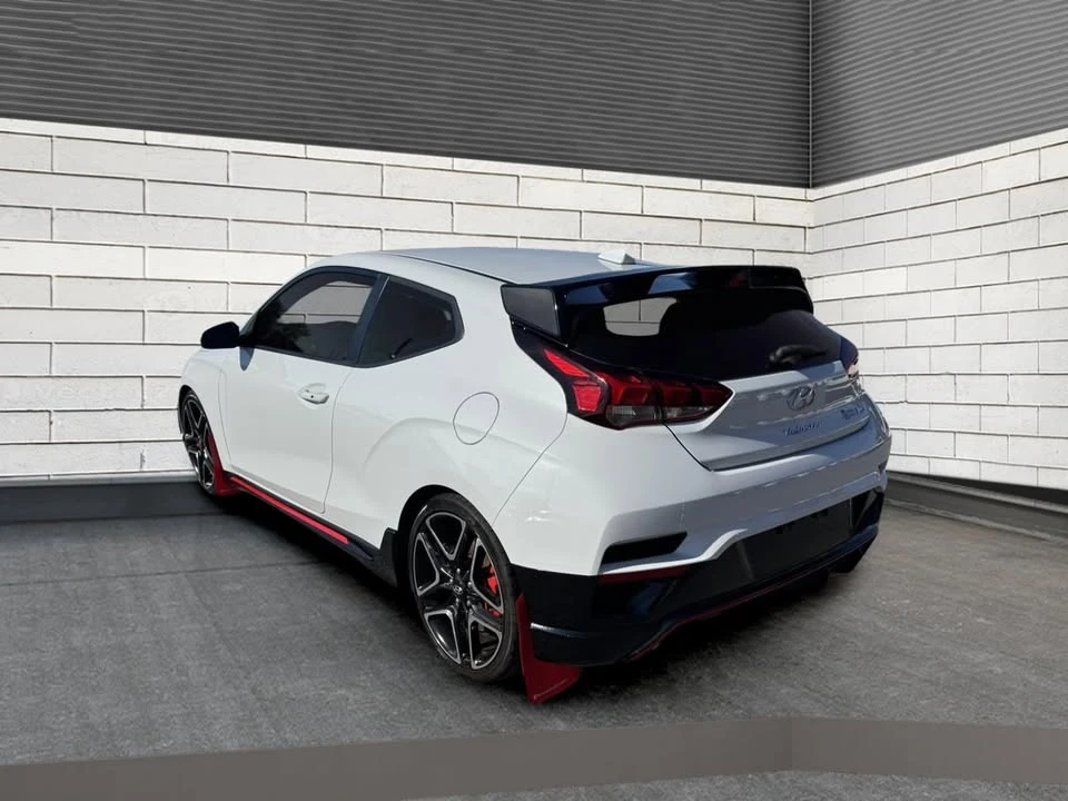 2020 Hyundai Veloster - Image 7 of 10