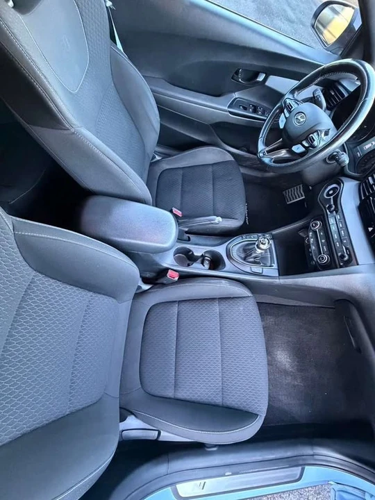2020 Hyundai Veloster N - Image 12 of 16