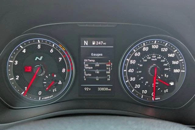 2020 Hyundai Veloster N - Image 13 of 18
