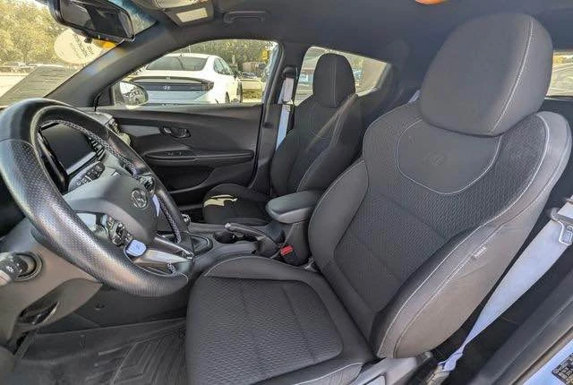 2020 Hyundai Veloster N - Image 15 of 18