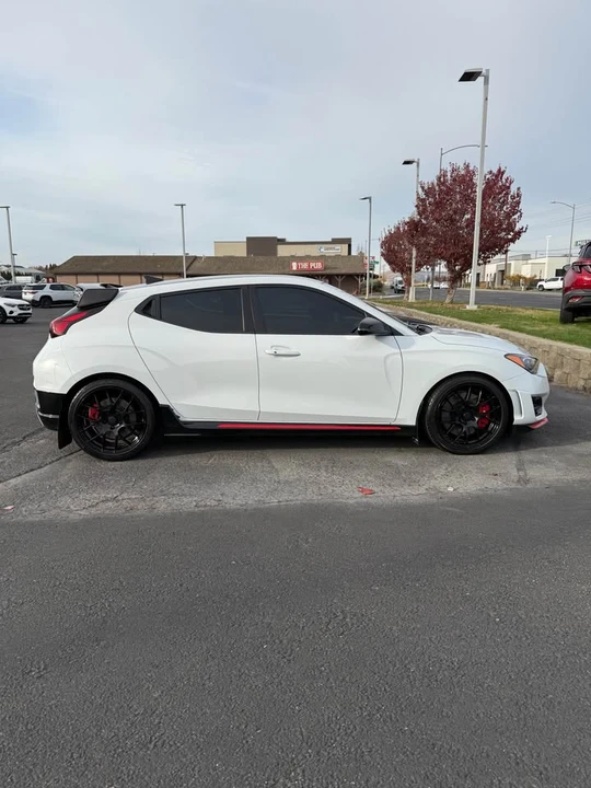 2020 Hyundai Veloster N - Image 2 of 9