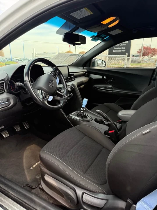 2020 Hyundai Veloster N - Image 5 of 9