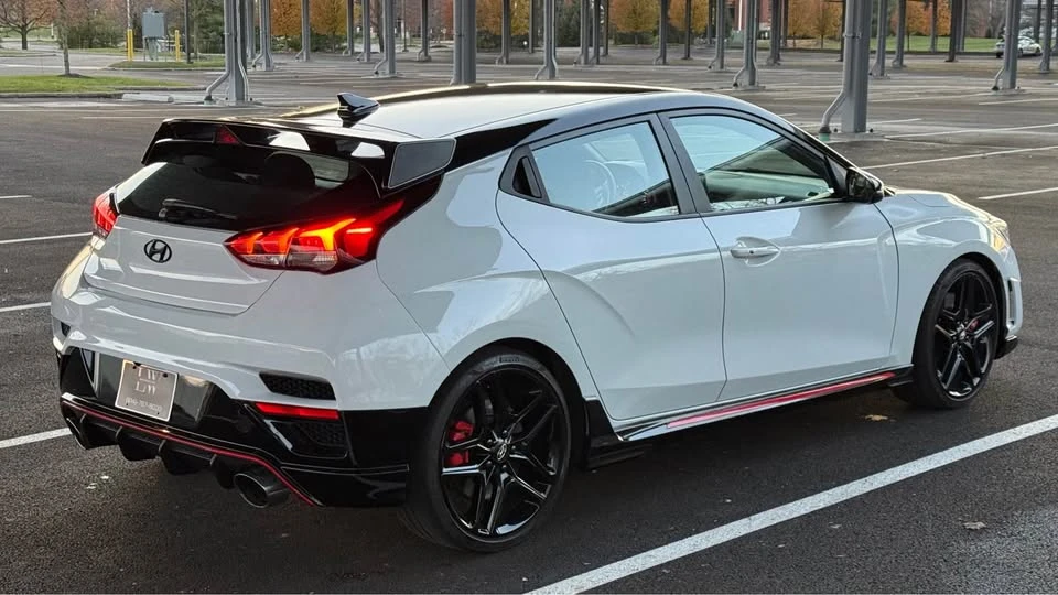 2020 Hyundai Veloster N - Image 8 of 20