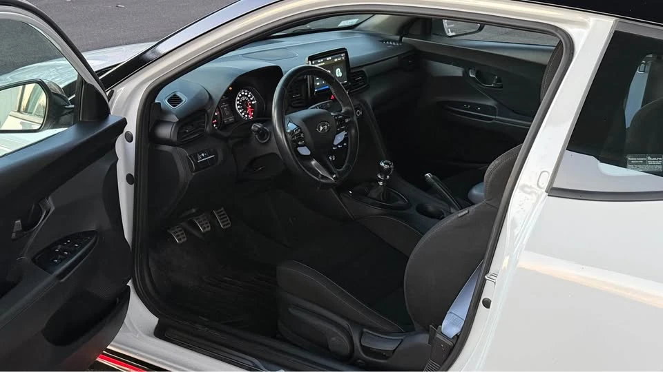 2020 Hyundai Veloster N - Image 11 of 20