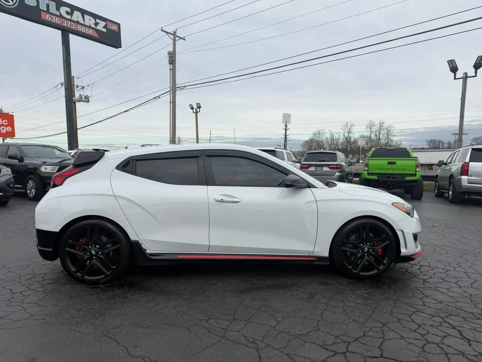 2020 Hyundai Veloster N - Image 2 of 14
