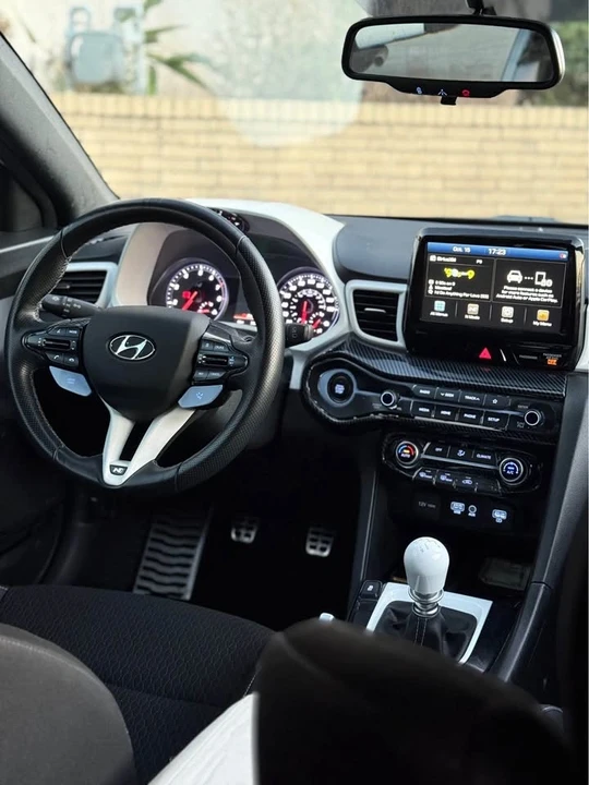2020 Hyundai Veloster N - Image 5 of 12