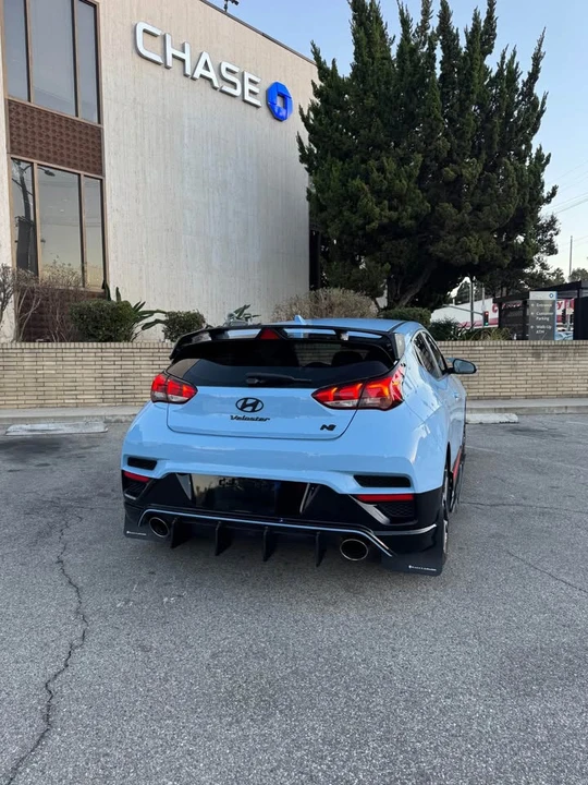 2020 Hyundai Veloster N - Image 8 of 17