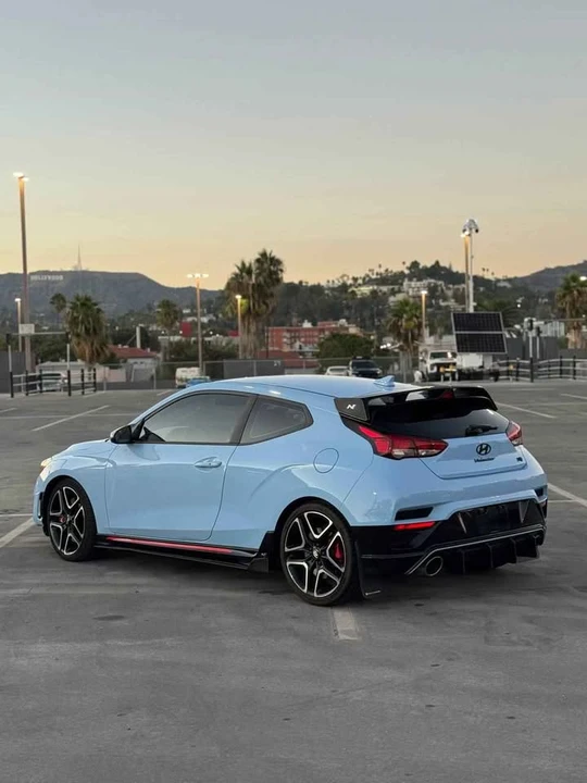 2020 Hyundai Veloster N - Image 2 of 10