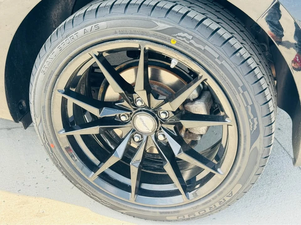 2020 Hyundai Veloster - Image 17 of 18